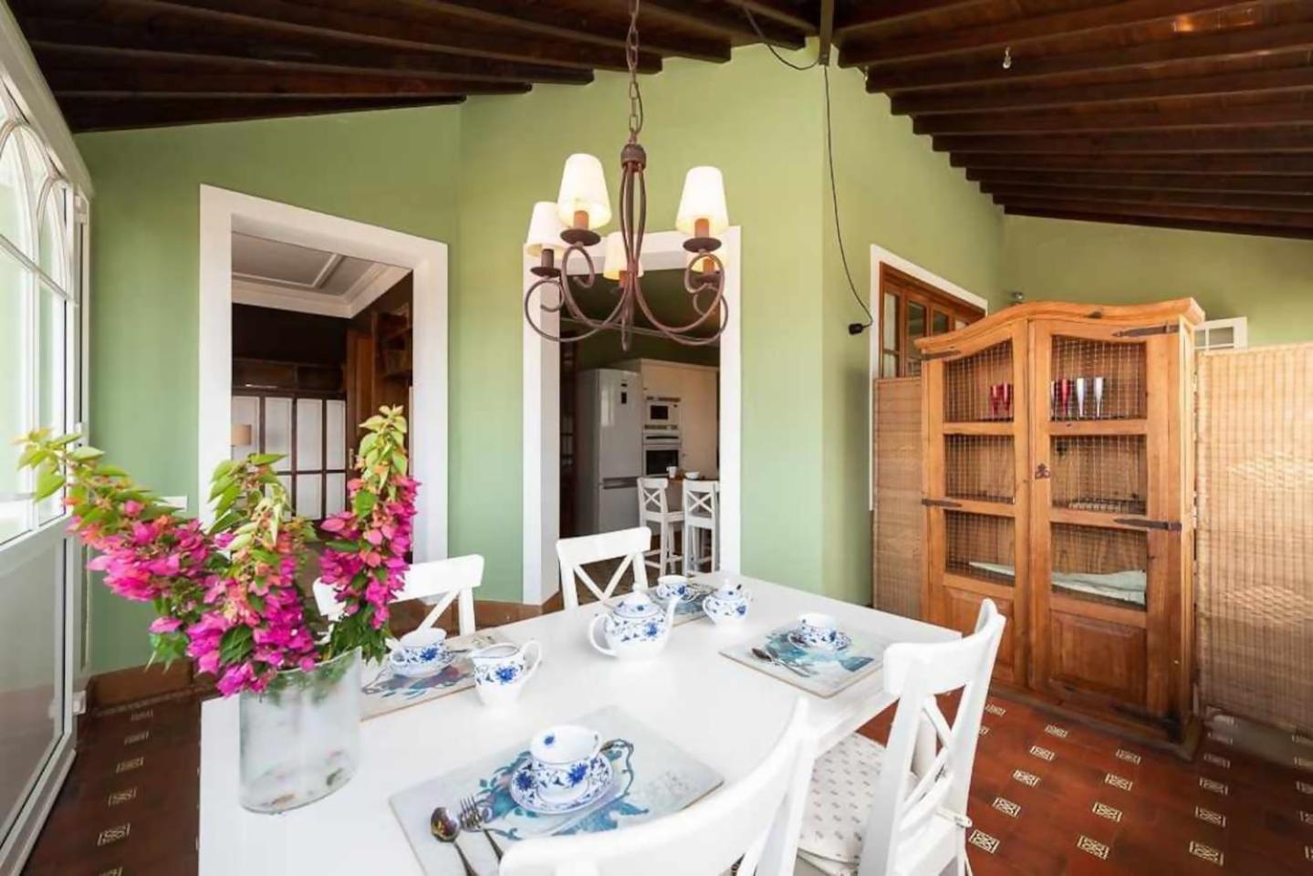 Amplia Villa De Lujo Con Piscina Climatizada Лас Палмас де Гран Канария Екстериор снимка
